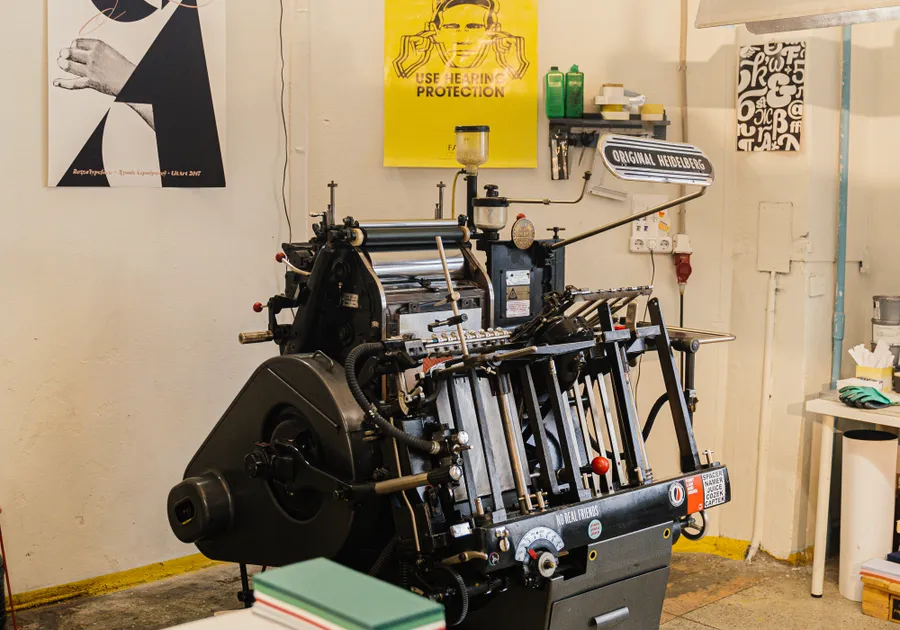 Atelier d'impression LPS Entreprise : réalisations print, signalétique et objets publicitaires